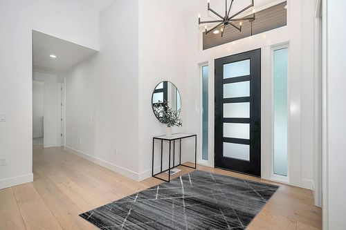 GlowSol Area Rug 5x8 Abstract Line Area Rugs for Living Room,Bedroom,Hallway,Dining Room,Non-Shedding,Non Slip Floor Decoration Carpets,Gray-White,5x8 Feet in Modern White Entryway