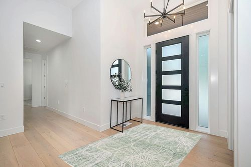 SAFAVIEH Metro Collection Area Rug - 5' x 8', Green & Ivory, Handmade Floral Wool, Ideal for High Traffic Areas in Living Room, Bedroom (MET875Y) in Modern White Entryway
