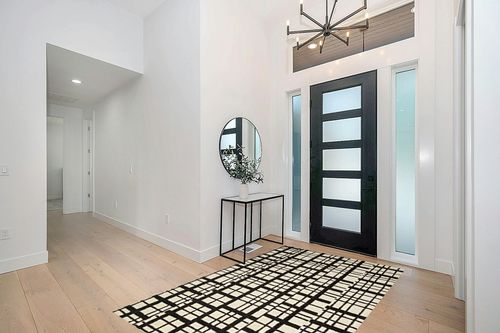 Loloi Chris Loves Julia Polly 5'-0" x 7'-6" Area Rug in Black/Ivory - Large Neutral Area Rug, Unique Patterned Rug for Living Room, Bedroom, Dining Area, Home Office in Modern White Entryway