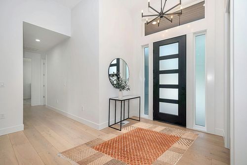 CASAVANI Collection Rectangular Rug - 5x8 Area Rug Orange Cotton Dhurrie Bordered Kilim Rug Indoor Outdoor Use Carpet Flatweave Rug High Traffic Area in Bedroom Dining Room Living Room in Modern White Entryway