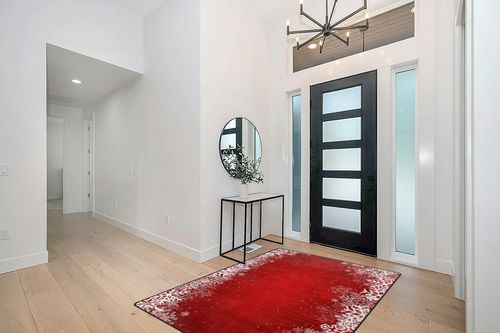 ALAZA Red Christmas Area Rugs 5x7, Snowflake Area Rugs for Living Room Bedroom, Large Area Rugs Red Christmas Snowflake Abstract 44034 in Modern White Entryway