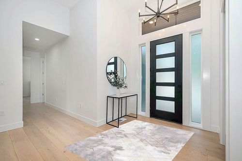 FINOREN Abstract Gold Line Area Rugs for Living Room,Bedroom,Hallway,Dining Room,Non-Shedding,Non Slip Backing,Floor Decoration Carpets,Gray-White,5x7 Feet in Modern White Entryway