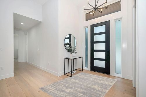 Nourison Essentials Indoor/Outdoor Solid Abstract Grey/Beige 5' x 7' Area Rug, Easy Cleaning, Non Shedding, Bed Room, Living Room, Dining Room, Backyard, Deck, Patio (5x7) in Modern White Entryway