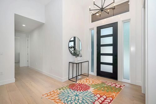 Nourison Aloha Indoor/Outdoor Green 5'3" x 7'5" Area-Rug, Tropical, Botanical, Easy-Cleaning, Non Shedding, Bed Room, Living Room, Dining Room, Deck, Backyard, Patio (5x7) in Modern White Entryway