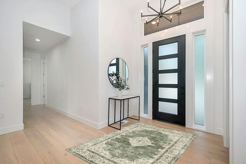 Valenrug Washable Rug 5x7 - Ultra Thin Green Collection Area Rug, Stain Resistant Non-Skid Rugs for Living Room, Antique Bedroom Rugs(5'x7', TPR40-Green) in Modern White Entryway