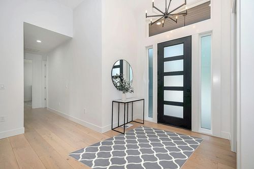 Maples Rugs Rebecca Contemporary Area Rugs for Living Room & Bedroom [Made in USA], 5 x 7, Grey/White in Modern White Entryway