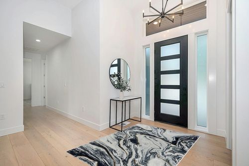 LUXE WEAVERS Francesca Collection 2180 Blue 5x7 Marble Abstract Area Rug in Modern White Entryway