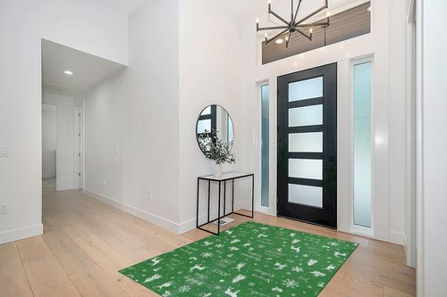 GAOMON Rugs for Living Room Christmas Room Decor Green Area Rug 5x7 Washable Rugs Non Slip Carpet Floor Mat Low Pile Rugs for Bedroom Nursery Classroom Rugs 5'x7' Green in Modern White Entryway