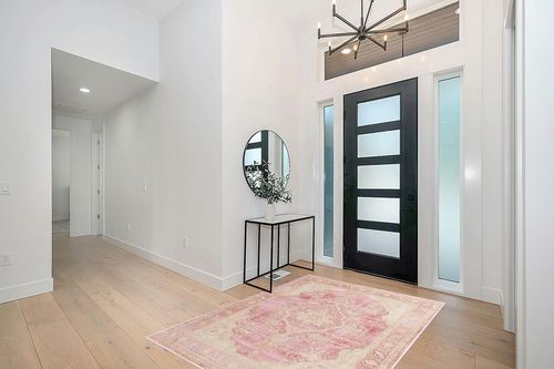 Momeni Rugs Isabella Traditional Medallion Flat Weave Area Rug, 5'3" X 7'3", Pink in Modern White Entryway