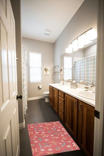 Christmas Red Fir Bath Rugs Washable Absorbent Kitchen Rugs and Mats 39 x 20 Inch Bathtub Mats for Accessories Decor Laundry Room in Wooden and Grey Bathroom