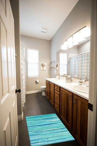 Chindi Rag rugs tonal chindi,Rag rugs,Chindi Bath Rug,Kitchen Rug,Rag Rugs Washable 20x32", Tonal Chindi Rugs,Rectangle Area Rugs, Reversible Farmhouse Area Rugs, Braided Chindi Area Rugs-Teal Multi in Wooden and Grey Bathroom
