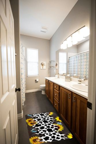 Sunflower Cow Print Bath Mats No Slip Bathroom Rugs Washable Kitchen Rug Door mat Carpets 19"x31" Area Rug for Living Room Decor, Dining,Bedroom or Entryw in Wooden and Grey Bathroom