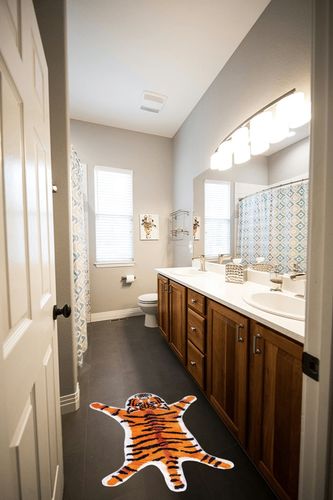Personalized Tiger Print Rug,Cute Faux Tiger Rug Plush Non-Slip Small Area Rugs for Home Decor Fluffy Animal Print Rug Carpet Door Mat for Living Room Bedroom Playmat 39x26in Orange in Wooden and Grey Bathroom