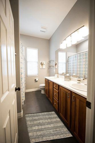 Jute Cotton Rug 2x3' Off White/Black - Hand Woven Farmhouse Style for Kitchen Entryway Rug, Kitchen Rugs, Farmhouse Rugs, Rugs for Living Room & Bedroom, Woven Rugs in Wooden and Grey Bathroom