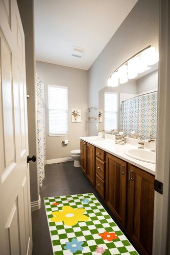 Green Checkered Rug for Living Room 19.7" x 47.2" Checkerboard Carpet Bedroom Bedside Rug Sofa Coffee Table Area Rug Soft Floor Mats Home Decor Anti-Slip Doormat in Wooden and Grey Bathroom
