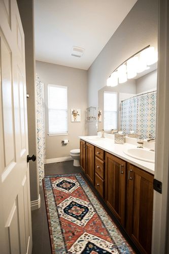 Beeiva Oriental Washable Runner Rug, 2x8 Boho Carpet Runners for Hallways Rug, Vintage Tribal Medallion Laundry Room Rug Non Slip Bathroom Runner Rug for Front Door Entry Indoor in Wooden and Grey Bathroom