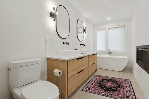 Home Dynamix Premium Sakarya Traditional Medallion Border Area Rug, Black, 3'7"x5'2" Rectangle in Scandinavian Neutral bathroom