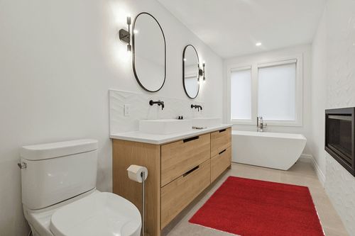Unique Loom Solid Shag Collection Area Rug (4' 1" x 6' 1" Rectangle, Cherry Red) in Scandinavian Neutral bathroom