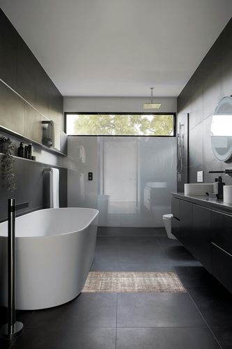 Loloi Amber Lewis x Georgie Moss/Bark 2'-3" x 3'-9" Accent Rug in Black Modern Bathroom
