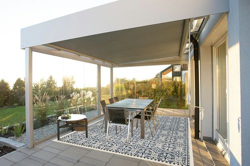 SAFAVIEH Cambridge Collection Area Rug - 8' x 10', Navy Blue & Ivory, Handmade Moroccan Wool, Ideal for High Traffic Areas in Living Room, Bedroom (CAM123G) in Silver and Grey Outdoor Patio