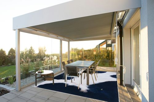 Safavieh Faux Hide Collection Area Rug - 8' x 10', Ivory & Dark Blue, Tiger Print Design, Non-Shedding & Easy Care, Machine Washable Ideal for High Traffic Areas in Living Room, Bedroom (FAH548A) in Silver and Grey Outdoor Patio