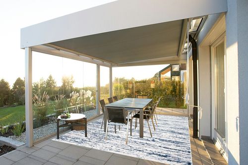SAFAVIEH Amelia Collection Area Rug - 8' x 10', Grey & Navy, Modern Abstract Design, Non-Shedding & Easy Care, Ideal for High Traffic Areas in Living Room, Bedroom (ALA768B) in Silver and Grey Outdoor Patio
