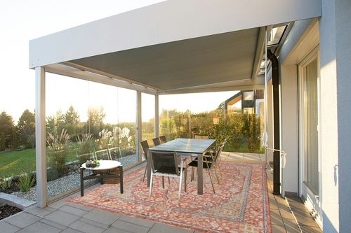 Unique Loom Lola Collection Area Rug - Traditional (7' 10" x 11' Rectangle, Brick Red/Ivory) in Silver and Grey Outdoor Patio