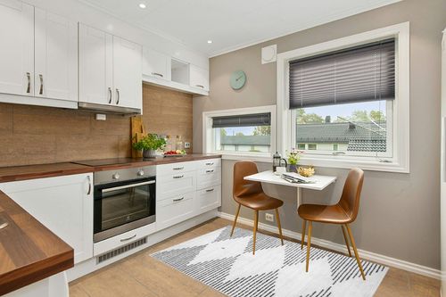 nuLOOM Romina Machine Washable Diamond Stripes Area Rug, 4x6, White in Wood and White Small Kitchen