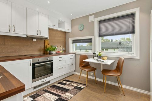 Chocolate Modern, Eclectic, Casual, Transitional Cushioned Area Rug in Wood and White Small Kitchen