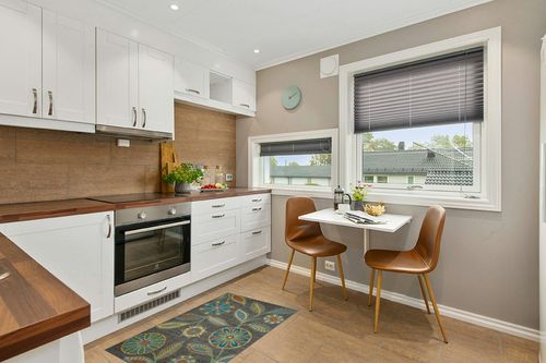 Multi Transitional Stain Resistant, Non Slip, Fade Resistant, Washable Kitchen Throw Rug in Wood and White Small Kitchen