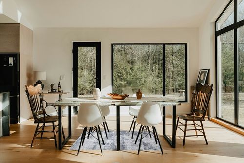 Gray/Blue Abstract & Modern Super Soft, Non-Slip, Easy to Clean, Fade Resistant Area Rug in Modern Scandinavian Dining Room with Black Accents