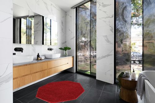 Everyday Shag Rug 4 Ft Octagon in Modern Black Tiled bathroom