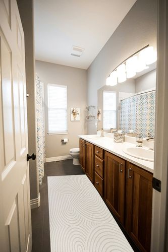 Ayjah Cream Modern Geometric Area Rug Wade Logan Rug Size: Runner 2'2" x 7' in Wooden and Grey Bathroom