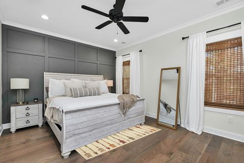 Unique Loom Autumn Arrow Area Rug - 2' x 6' Runner - Beige in Transitional bedroom with White King Bed