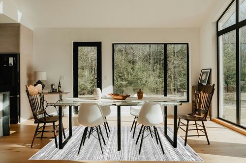 nuLOOM Kira Machine Washable Tribal Geometric Area Rug in Modern Scandinavian Dining Room with Black Accents