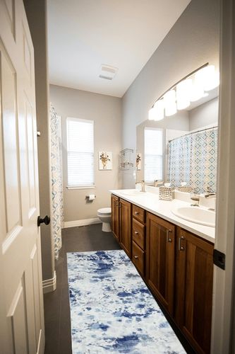 GlowSol Washable Hallway Runner Rug 2x6 Blue Abstract Bohemian Area Rugs Non Slip Runners for Hallways,Abstract Farmhouse Bathroom Non Skid Floor Carpet Runner Throw Rugs for Entryway Bedroom in Wooden and Grey Bathroom