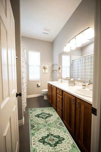 Morebes Vintage Boho Bathroom Runner Rug 2x6,Washable Entryway Runner Rug,Non Slip Medallion Carpet Runner,Soft Bohemian Ultra-Thin Laundry Mat for Bedroom Hallway Entrance, Green in Wooden and Grey Bathroom
