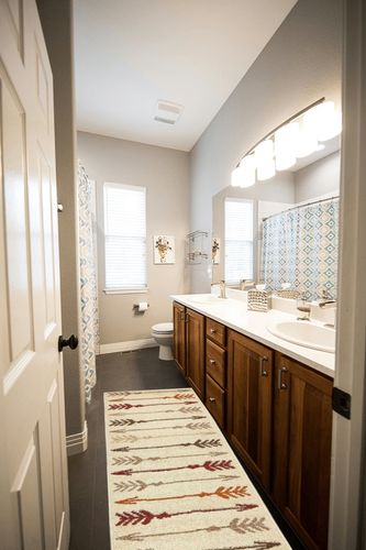 Unique Loom Autumn Arrow Area Rug - 2' x 6' Runner - Beige in Wooden and Grey Bathroom