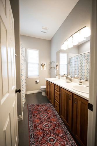 Beeiva Oriental Hallway Runner Rug, 2x6 Red Carpet Runners Rugs for Hallways 2x6 Rug for Bedroom Kitchen Bathroom, Vintage Non Slip Bedside Laundry Room Runner Rugs with Rubber Backing in Wooden and Grey Bathroom