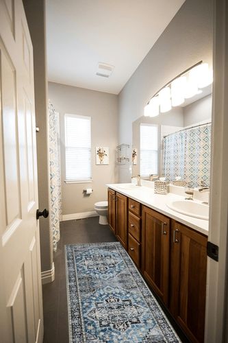 JOLENE.K Washable Area Rug 2x6 Runner Rug for Hallways Boho Rug Non Slip Small Rugs Kitchen Rugs for Living Room Bedroom Bohemian Modern Abastract Stain Resistant Bath Mat Office, Blue/Grey in Wooden and Grey Bathroom