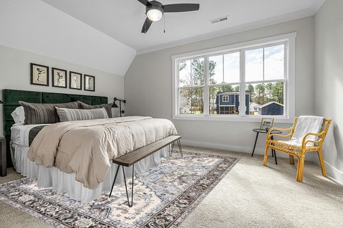 Area Rug Living Room Rugs - 9x12 Soft Machine Washable Oriental Persian Floral Distressed Rug Large Indoor Floor Carpet for Bedroom Under Dining Table Home Office Decor - Cream Blue in Grey Traditional Bedroom with King Bed