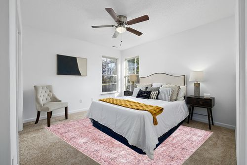 Bohemian Vintage Foldable Large Carpet in White and Yellow Modern Bedroom