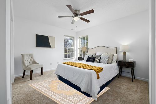 IKALIFE Ultra-Thin Washable Vintage Area Rug 5'x 7' for Living Room, Low-Pile Area Rugs Non-Shed Non Slip, Unique Chenille Printed Home Decor, Perfect for Bedroom Dining Room Kitchen, Yellow in White and Yellow Modern Bedroom