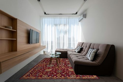 SAFAVIEH Heritage Collection Area Rug - 8' x 10', Red, Handmade Traditional Oriental Wool, Ideal for High Traffic Areas in Living Room, Bedroom (HG655A) in Grey Living Room with Brown Couch