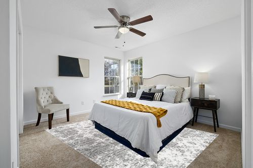 nuLOOM Deedra Modern Abstract Area Rug, 7' 6" x 9' 6", Grey in White and Yellow Modern Bedroom