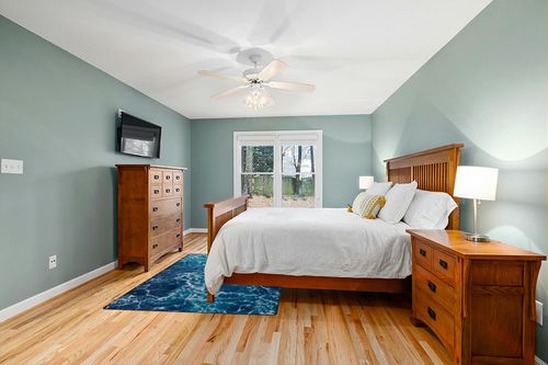 9CH Ocean Beach Area Rug 5'x7', Blue Sea Waves Polyester Area Rug Non-Slip Carpet Mat for Living Dining Dorm Room Bedroom Home Decorative in Teal and Orange Wood Bedroom