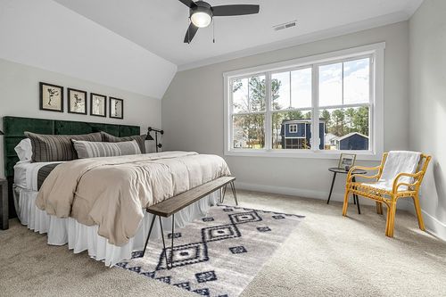 RUG BRANCH Soft Plush Retro Contemporary Moroccan Shag Grey Blue Indoor Area Rug for Living Room, Bedroom, Dining Room, and Kitchen - 5' x 7' (5'3" X 7'7") in Grey Traditional Bedroom with King Bed