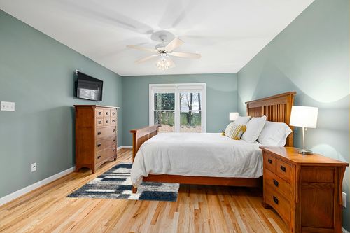 Rugshop Distressed Modern Boxes Plush Shag Area Rug 5' x 7' Navy in Teal and Orange Wood Bedroom