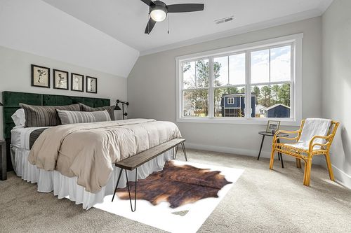 rodeo Cowhide Rug, Dark Brindle: XXL 6x8ft (180cmx240cm) in Grey Traditional Bedroom with King Bed