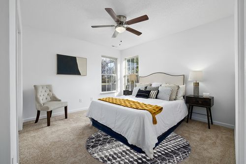 nuLOOM Moroccan Blythe Area Rug, 6' Round, Black in White and Yellow Modern Bedroom